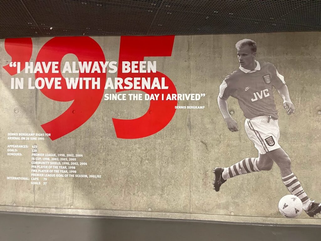 Arsenal, Emirates stadium, Dennis Bergkamp