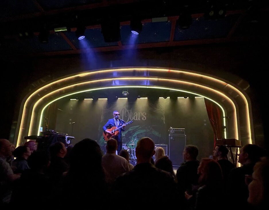 Murray Lightburn in Lafayette, London